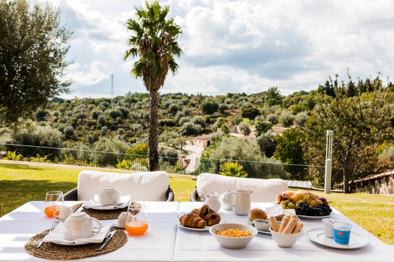 Domus Hyblaea Resort بالاتسولو أكريدي المظهر الخارجي الصورة