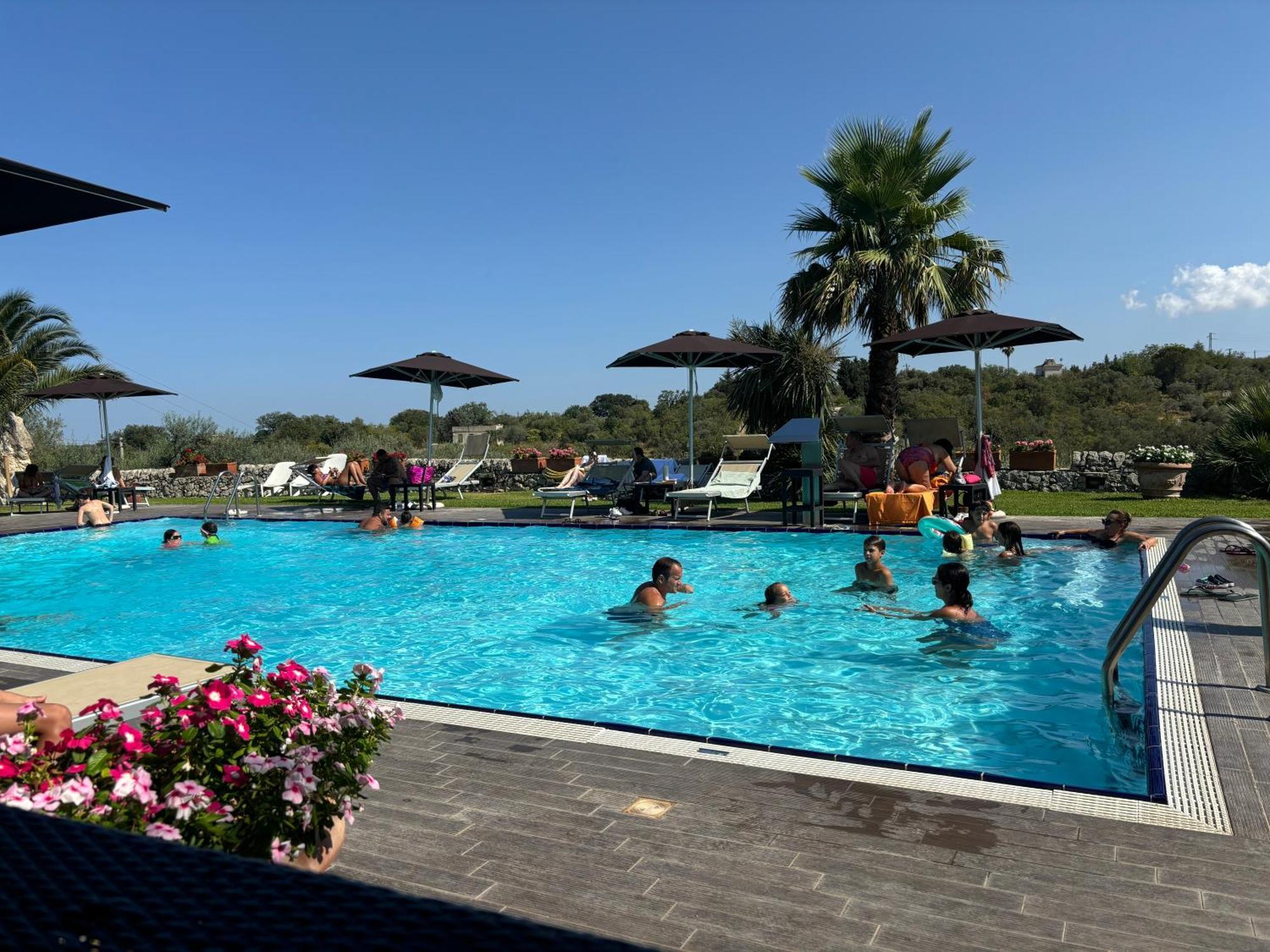 Domus Hyblaea Resort بالاتسولو أكريدي المظهر الخارجي الصورة