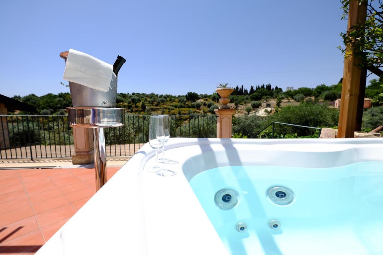 Domus Hyblaea Resort بالاتسولو أكريدي المظهر الخارجي الصورة