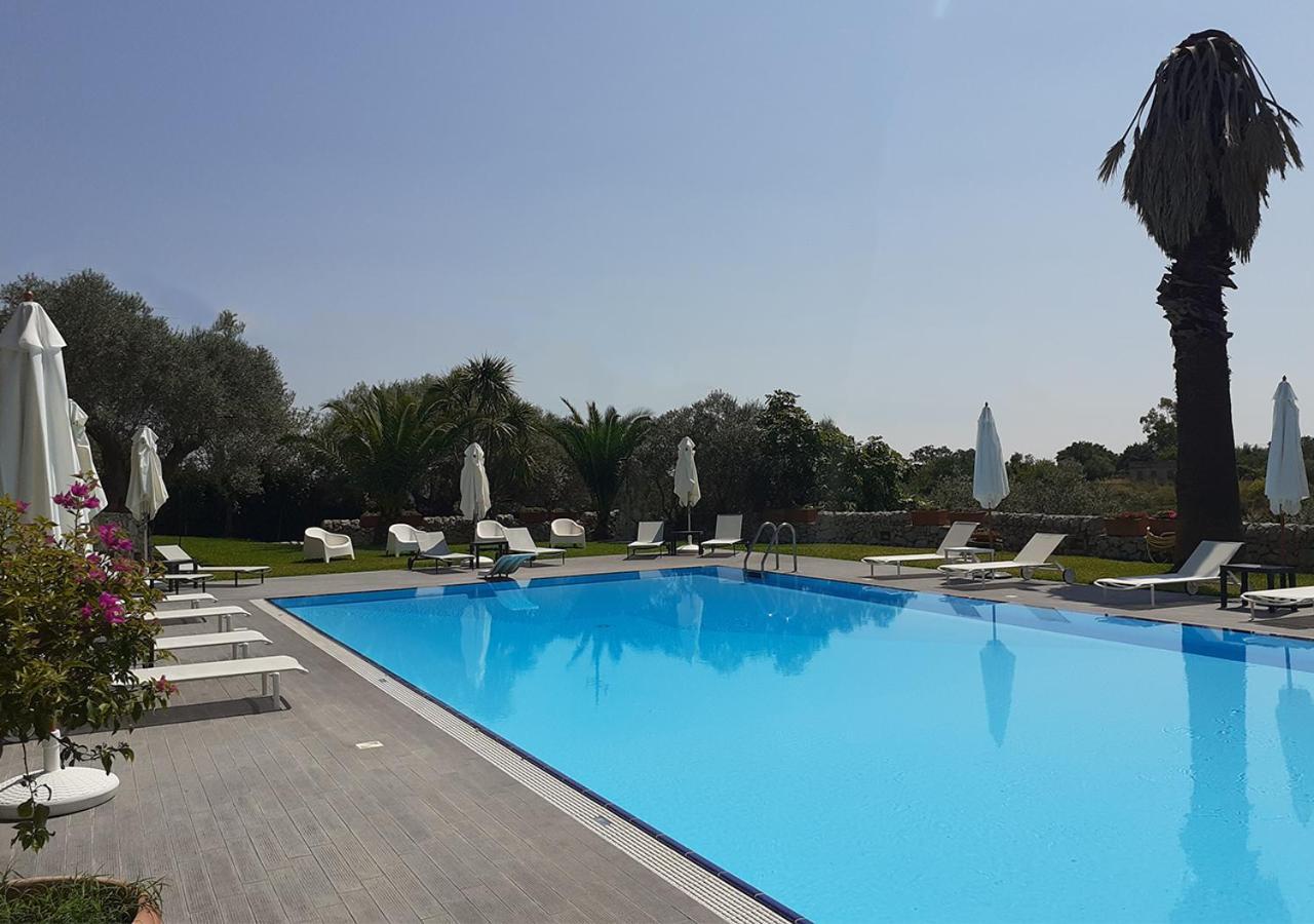 Domus Hyblaea Resort بالاتسولو أكريدي المظهر الخارجي الصورة