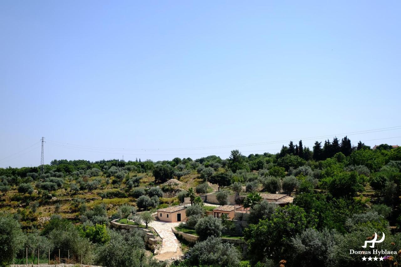 Domus Hyblaea Resort بالاتسولو أكريدي المظهر الخارجي الصورة
